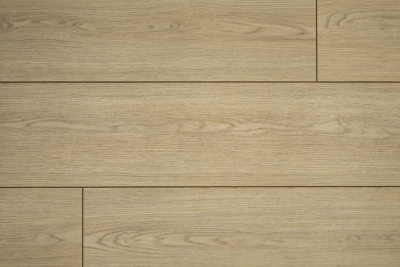 Замковый ламинат 100% натуральный, состоит из осины и березы 50/50, толщина 8 мм., водостойкий (72 часа защиты от воды), 34 класс износостойкости/AC6, ударопрочный. Структура N натуральные поры